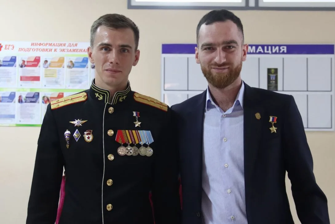 Темирлан Абуталимов посетил торжественную церемонию закрытия военно-спортивной игры «Юнфлот»